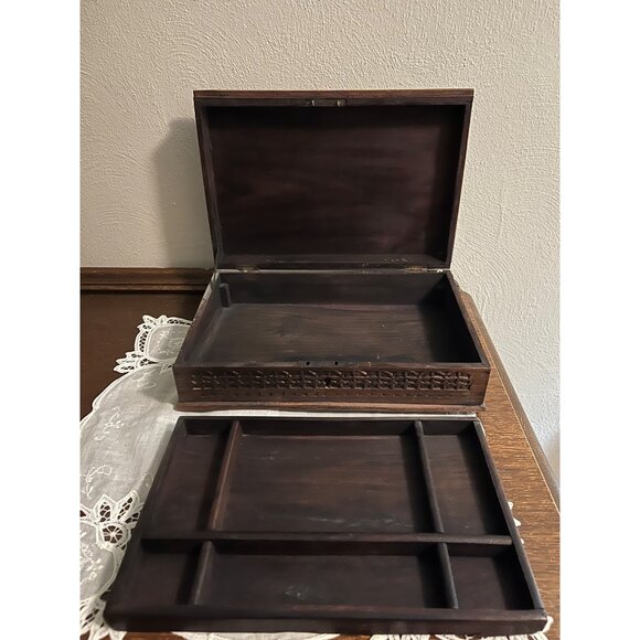 Vintage Carved Wooden Jewelry Trinket Box - Picture 4 of 8